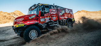 InstaForex loprais team photo